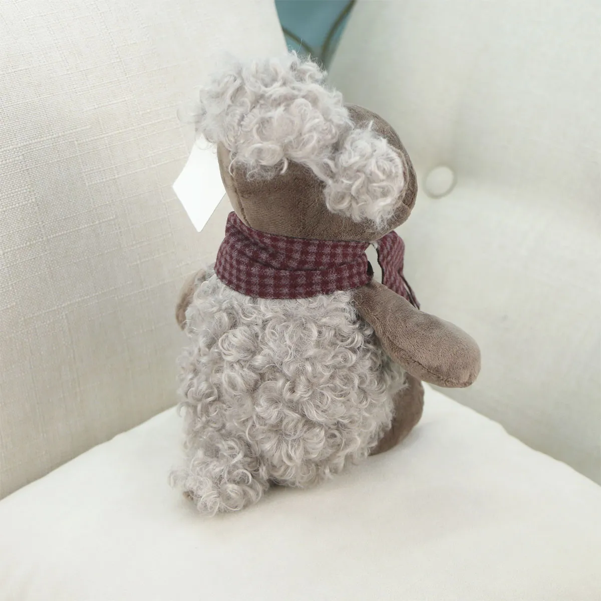 Овечка мягкая с шарфом, 29 см от plush.team