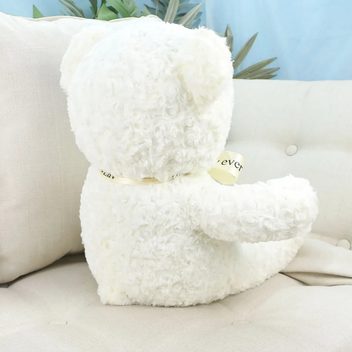 Медведь Губерс с лентой, 56 см от plush.team