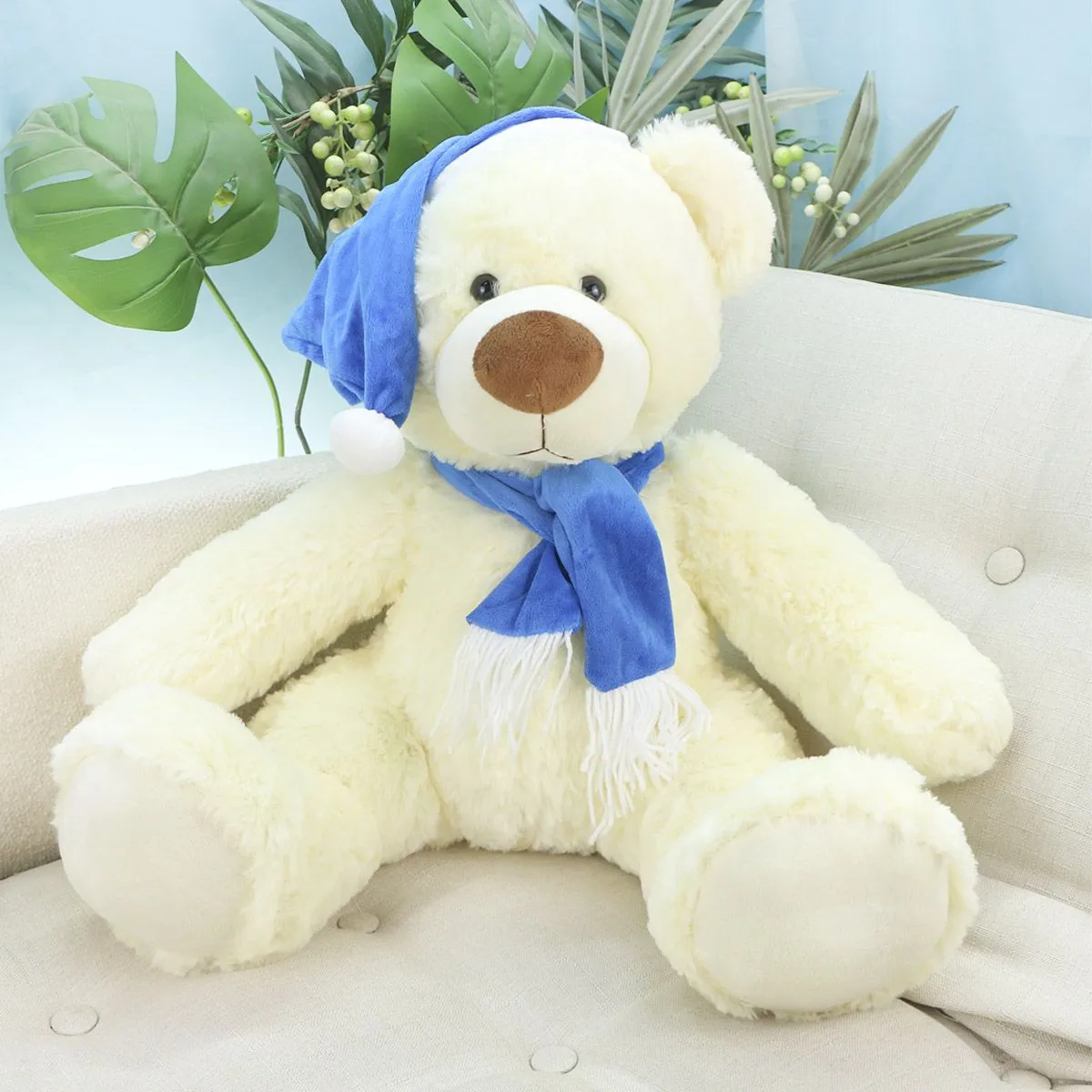 Медведь Виктор в шарфе и шапке, 45(55) см от plush.team