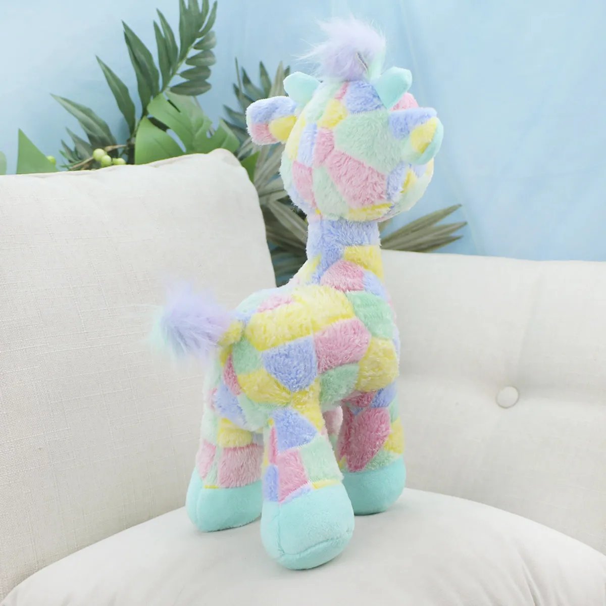 Яркий жираф, 30 см от plush.team