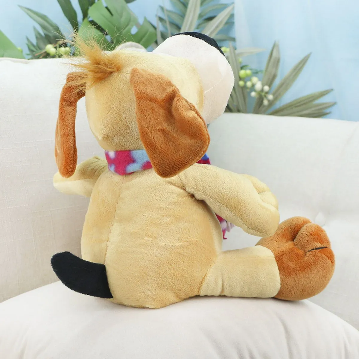 Собака Джуник в шарфе, 30 см от plush.team