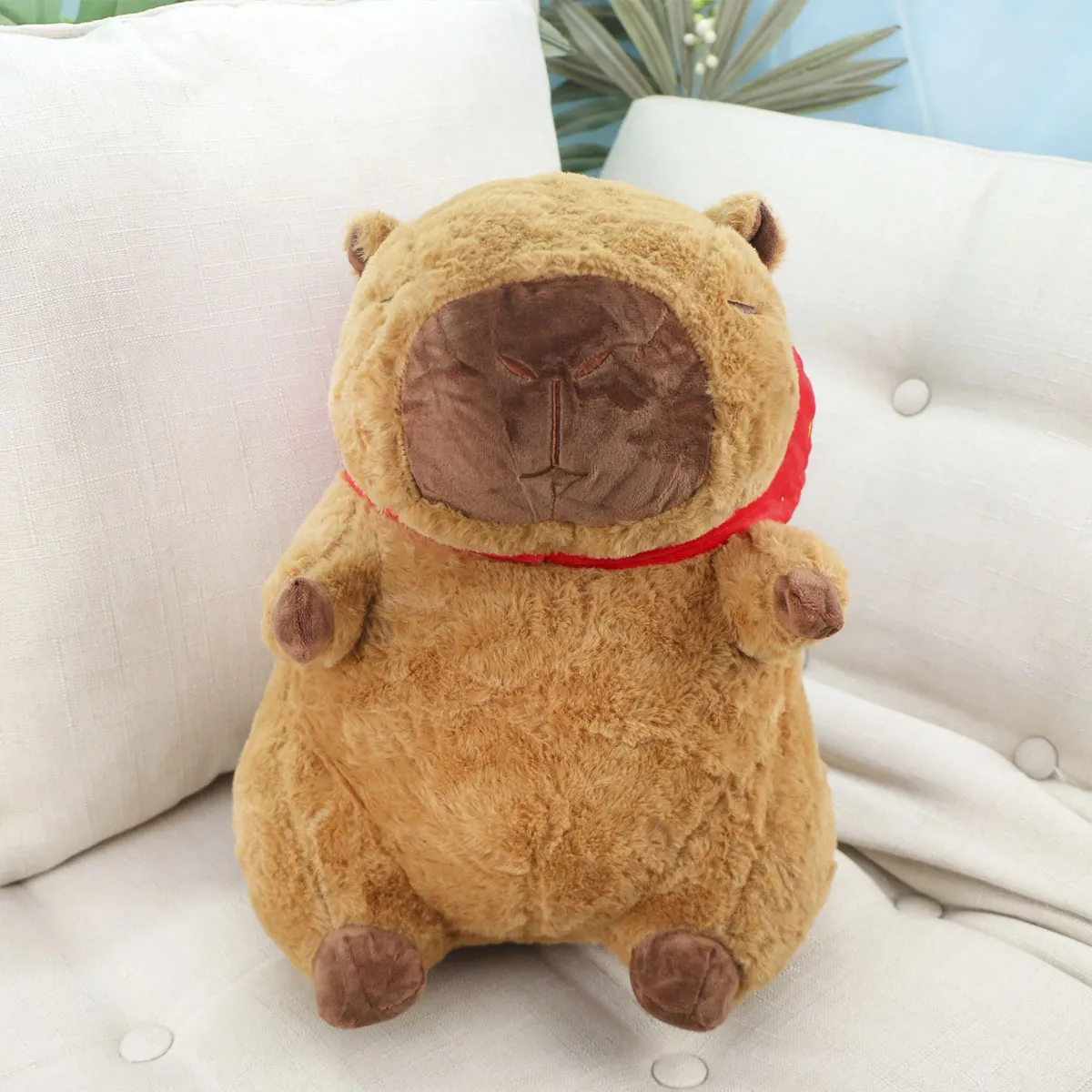 Капибара в клубничной шапке, 35 см от plush.team