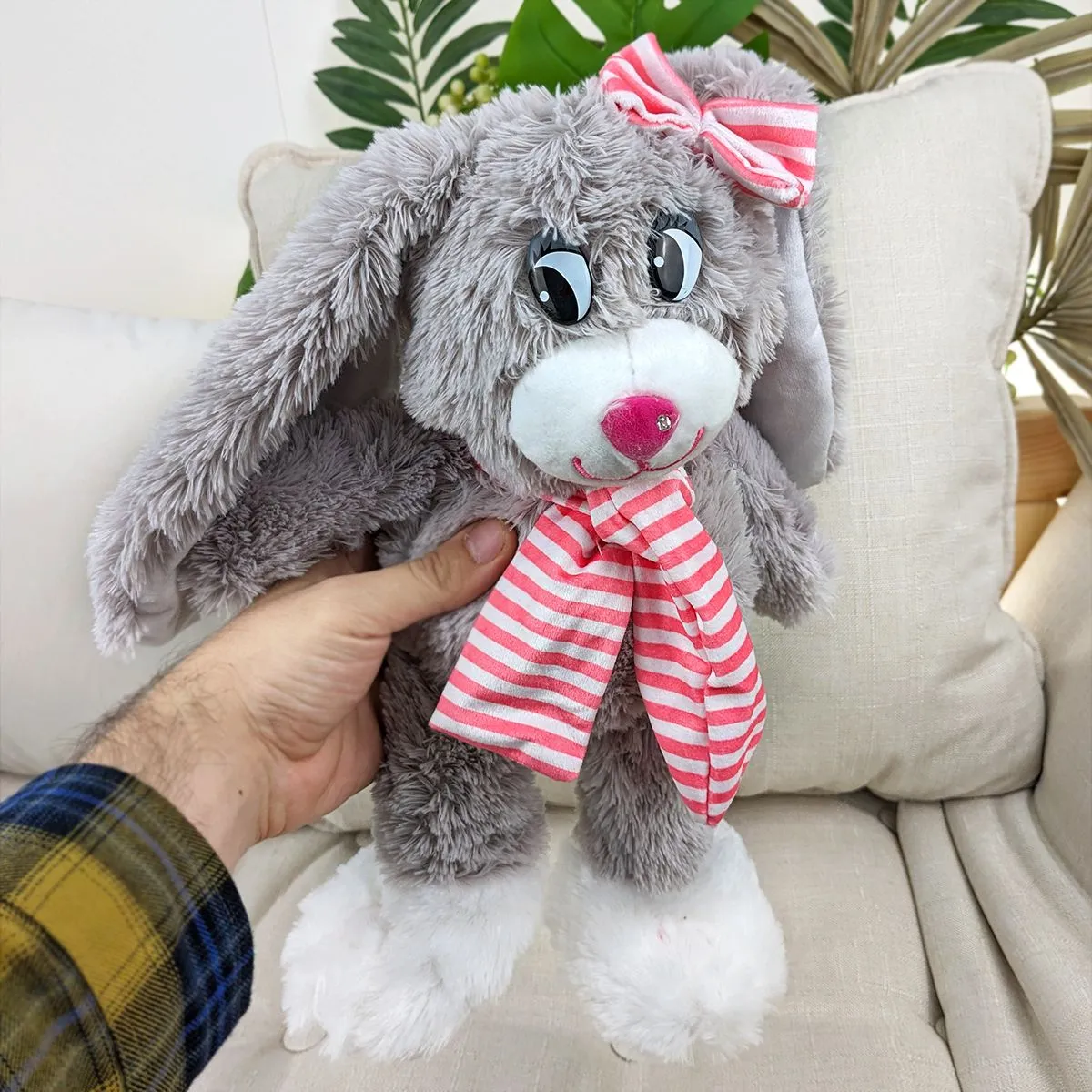 Заяц Лавлик 2, 35 см от plush.team