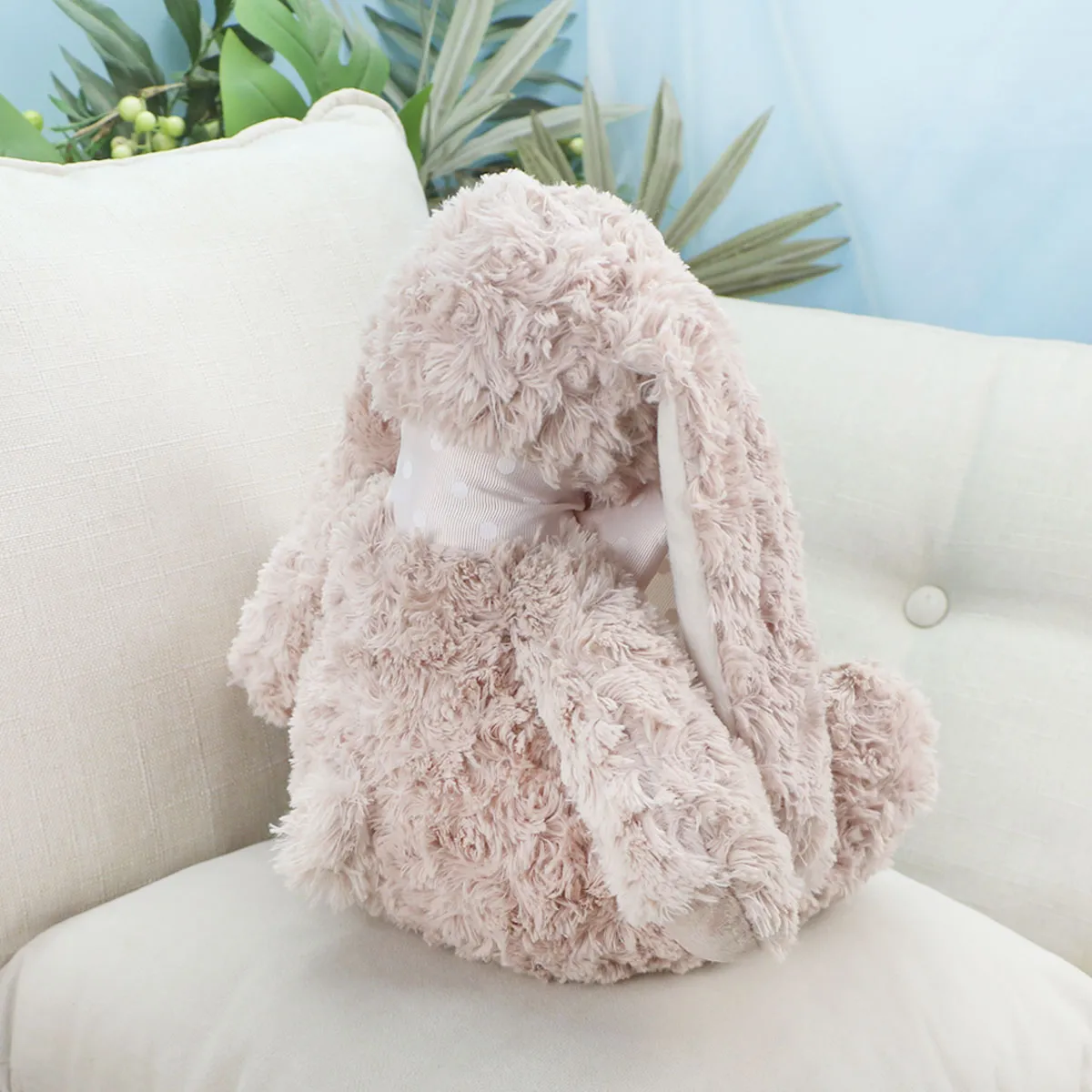 Заяц Даниэль с бантом, 28 см (Фиолетовый) от plush.team