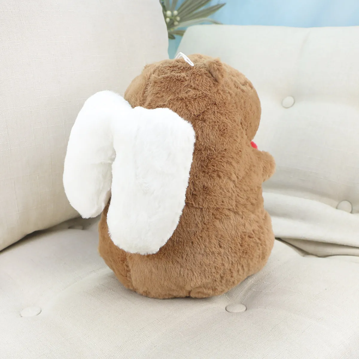 Мягкая игрушка, Капибара сидячая с сердцем, 28 см., 3+ от plush.team