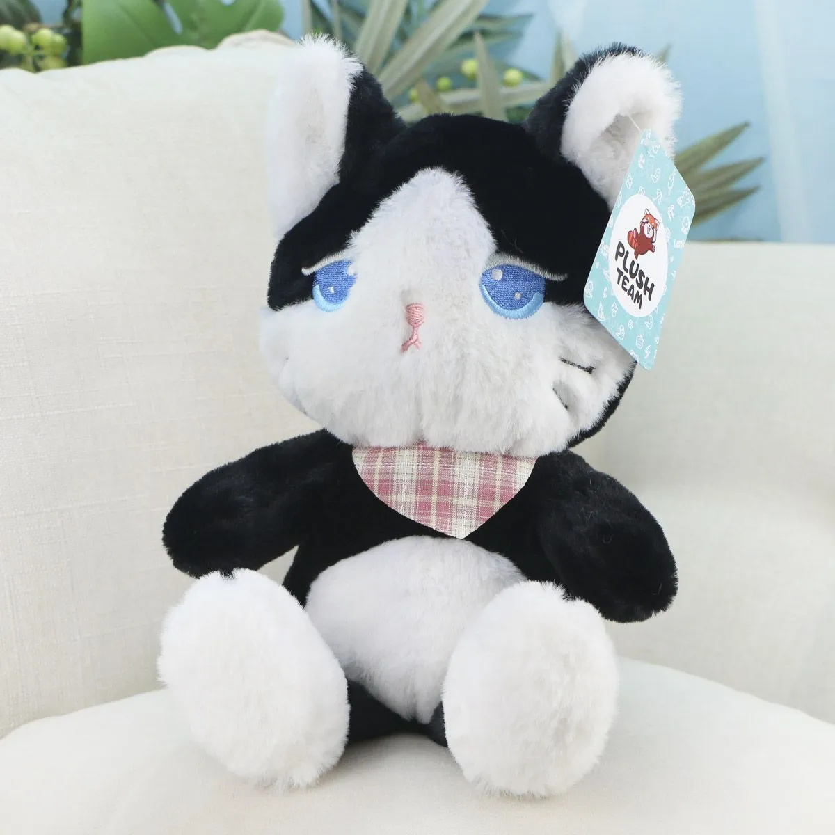Кот с платком на шее, 30 см (Черный) от plush.team
