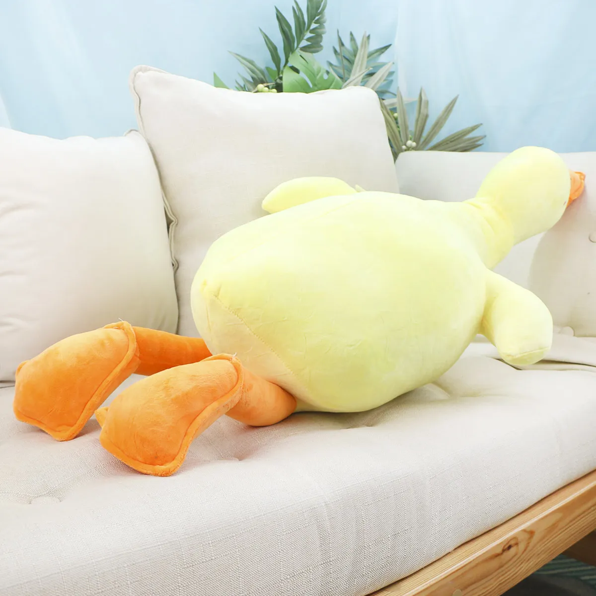 Гусь желтый лежачий, 80(110) см от plush.team