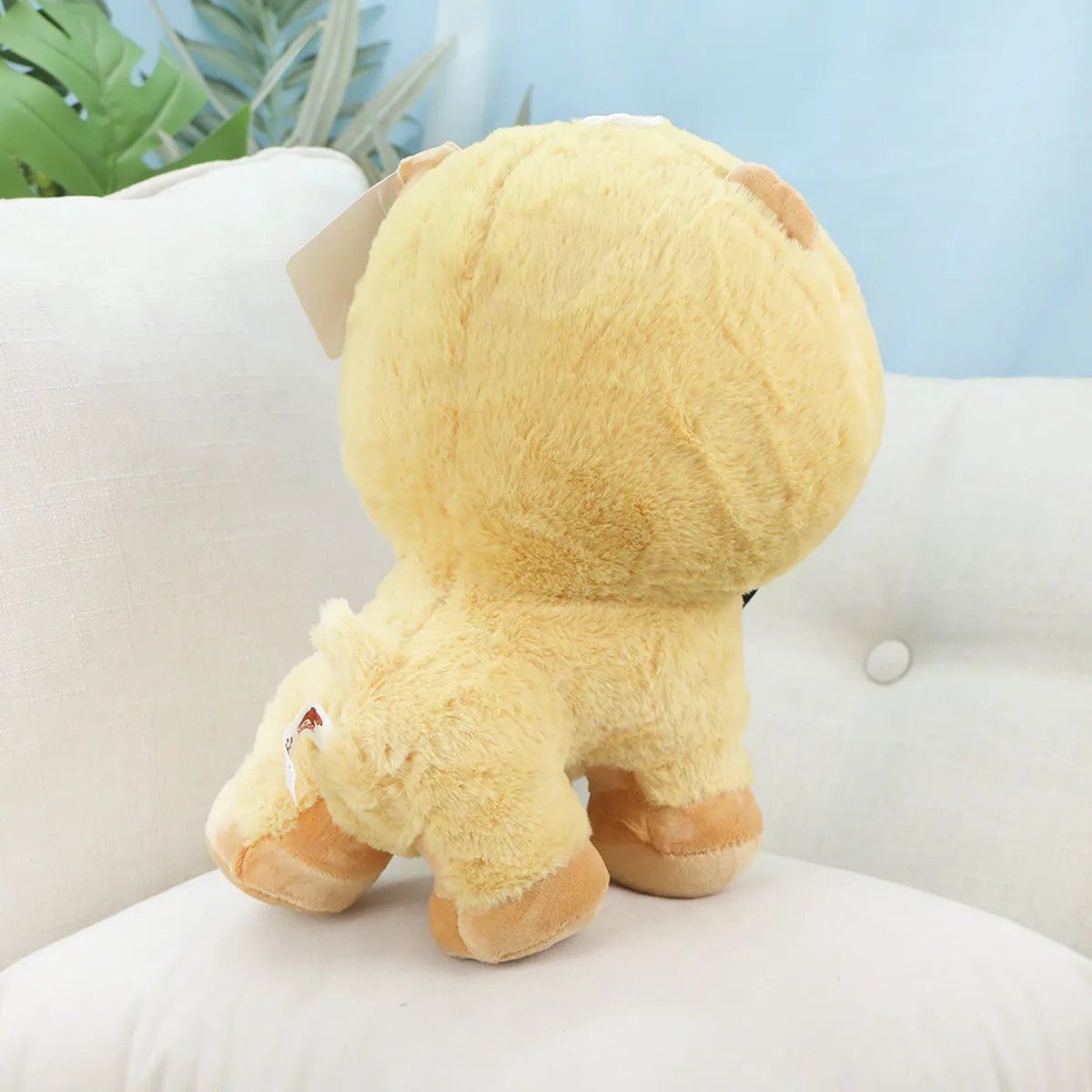 Собака Шпиц с бабочкой, 27 см (Бежевый) от plush.team