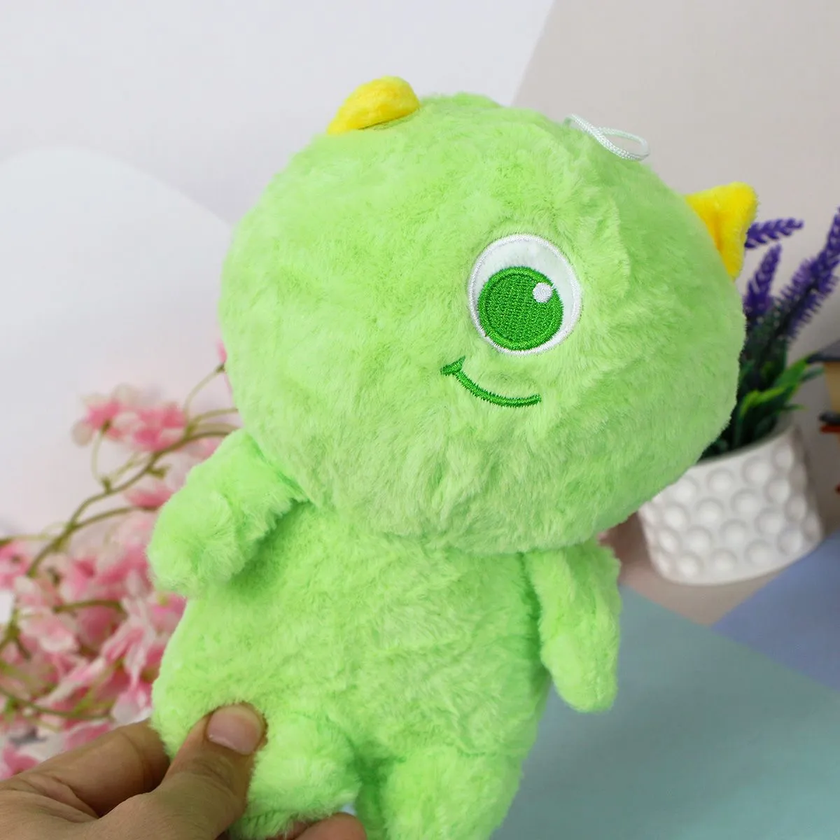 Монстрик зеленый одноглазый, 18 см от plush.team