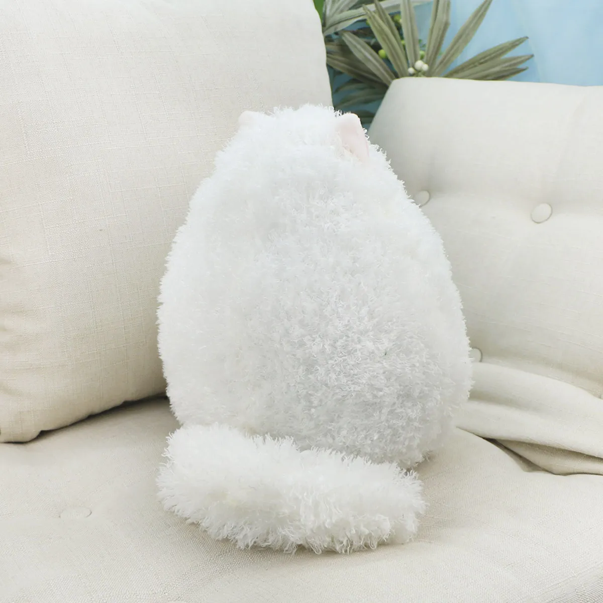 Кошка пушистая с большим хвостом, 28 см (Белый) от plush.team
