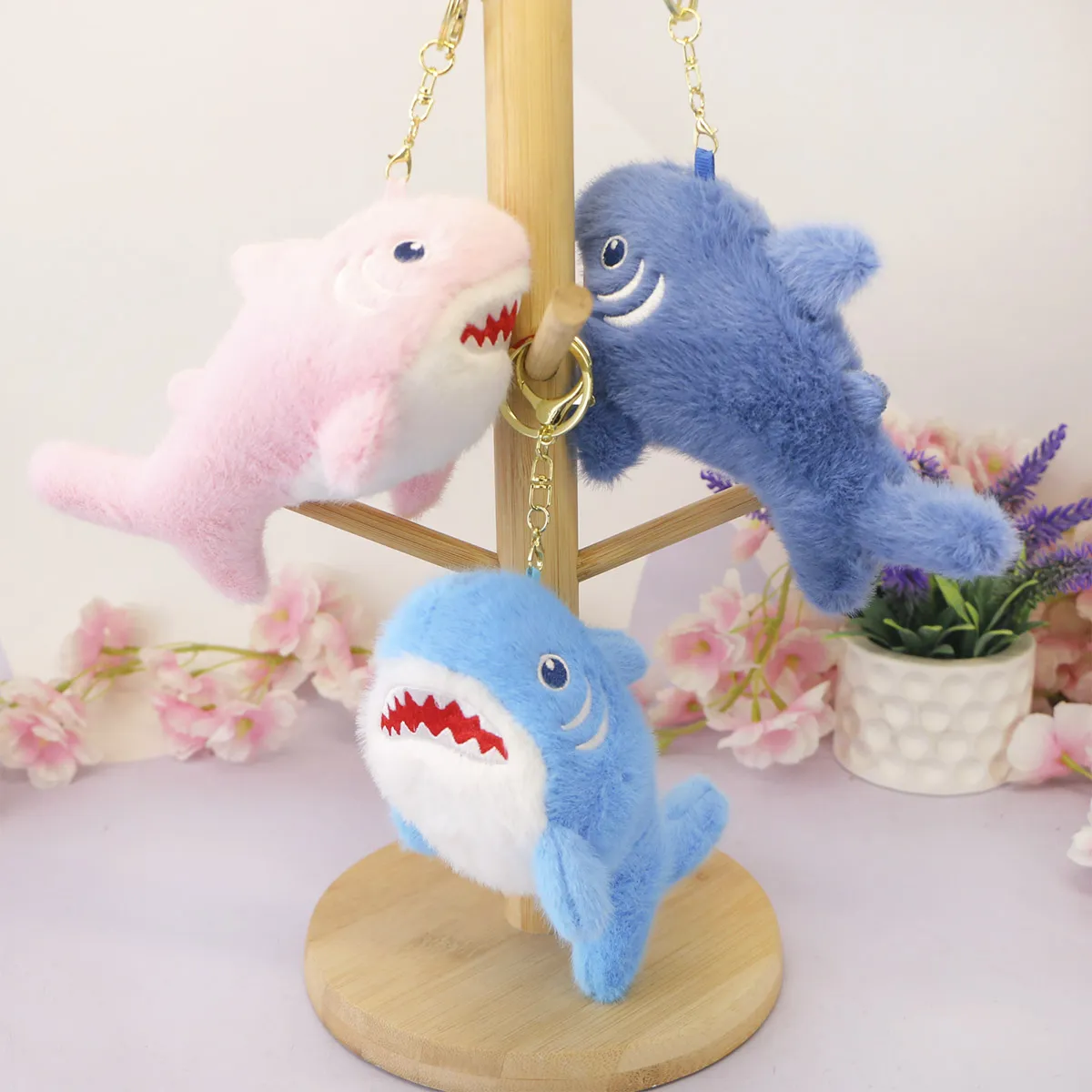 Брелок мягкий акула пушистая, 15 см от plush.team