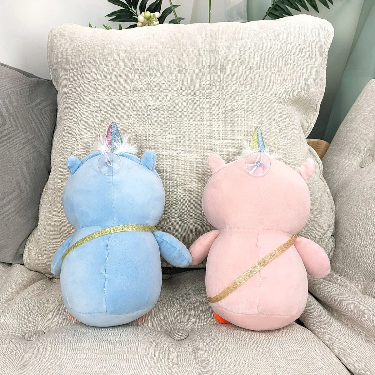 Пингвин в костюме единорога с сумкой в ассортименте, 21 см от plush.team