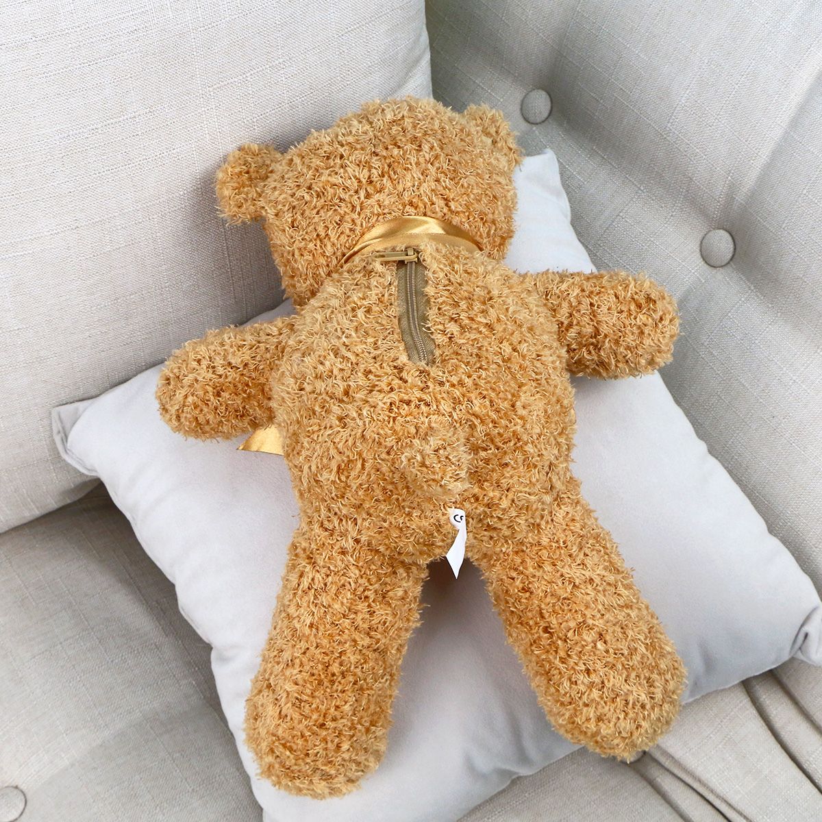 Мишка Кучерявый с золотым бантом, 35 см (Бежевый) от plush.team