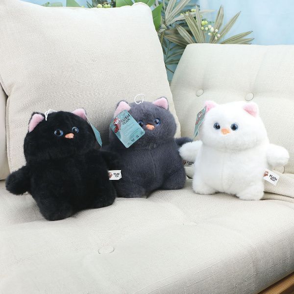 фото игрушки Котик упитанный, 18 см