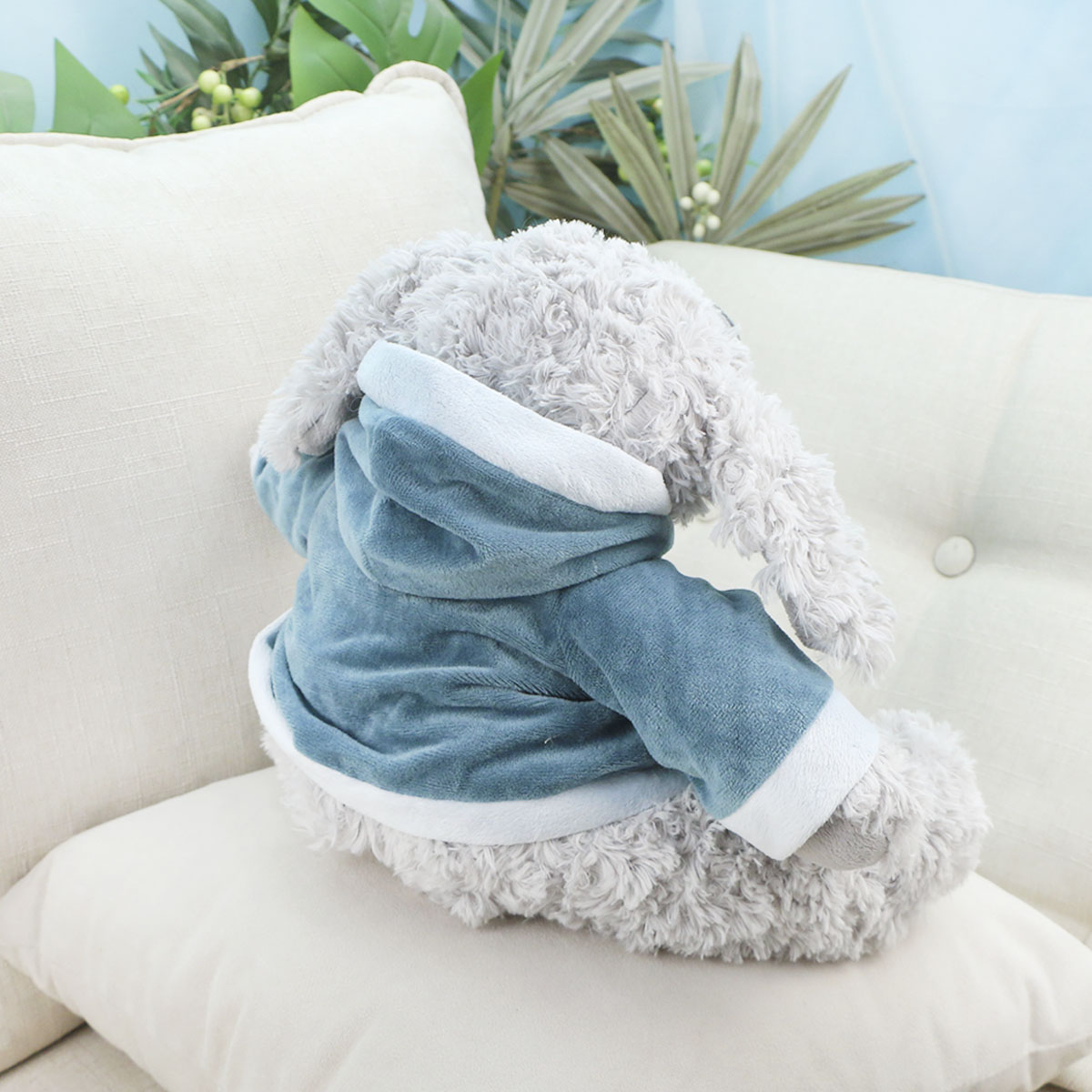 Собака Самуэль в кофте, 33 см (Серый) от plush.team