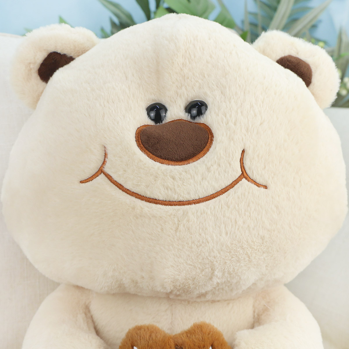 Медведь пухлый с печенькой, 40 см от plush.team