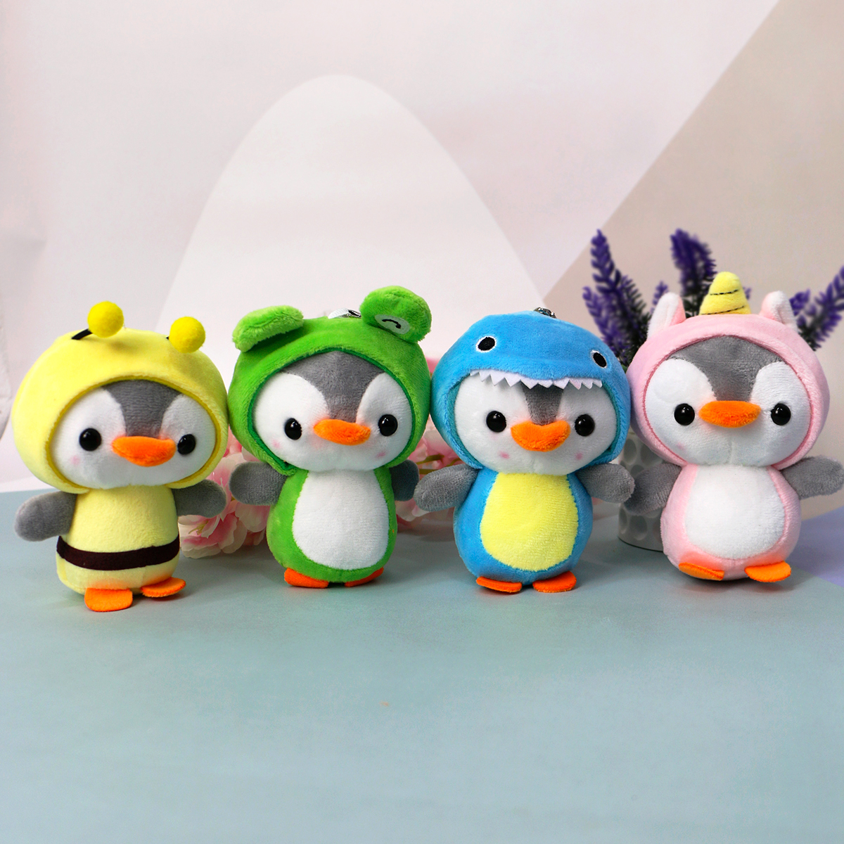 фото игрушки Пингвин в кигуруми брелок в ассортименте, 11 см