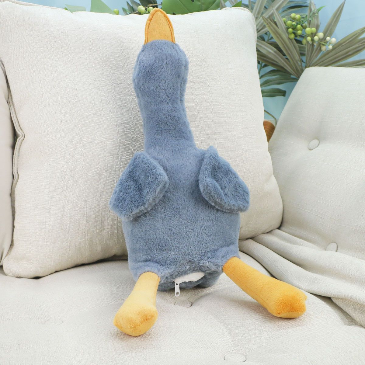 Гусь лежачий серый, 40 см от plush.team